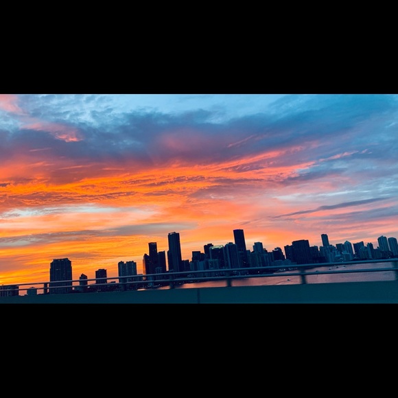 Meet your Posher, Angelica 🌿 - Picture 3 of 4